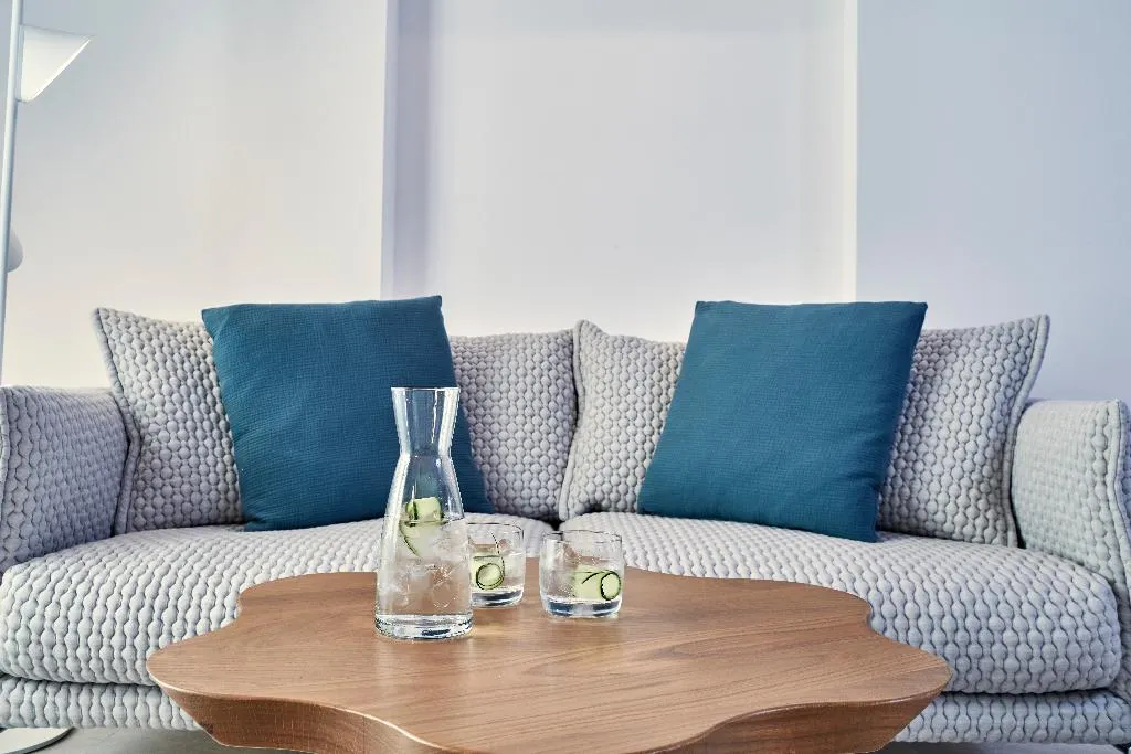 JUNIOR SUITE WITH JACUZZI Room, Myconian Korali Relais & Chateaux, Mykonos