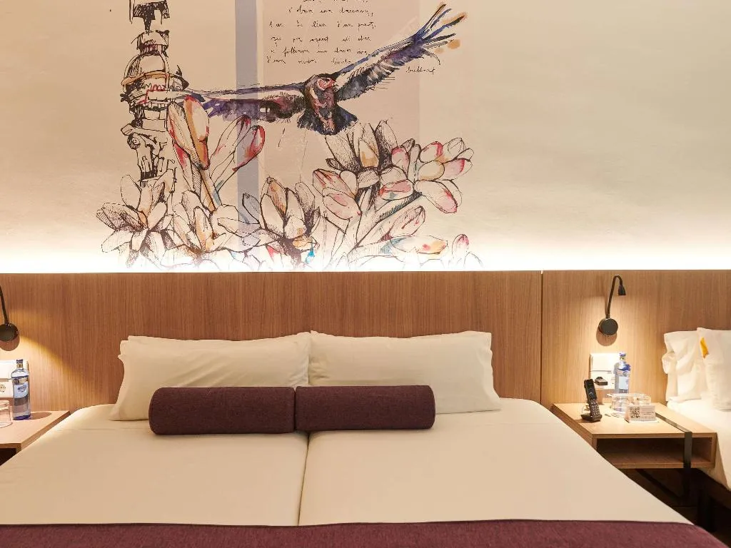 TRIPLE STANDARD Room, Mercure Barcelona Condor, Barcelona
