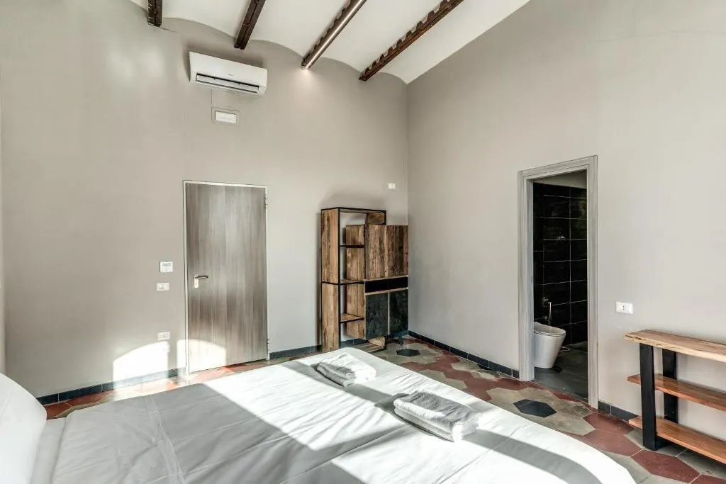 Double or Twin BASIC Room, Borgo Ripa Urban Travel, Rome