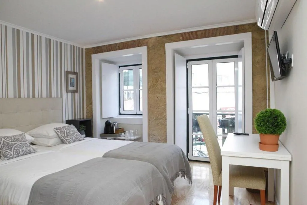 Room, Flores Guest House, Lisbon