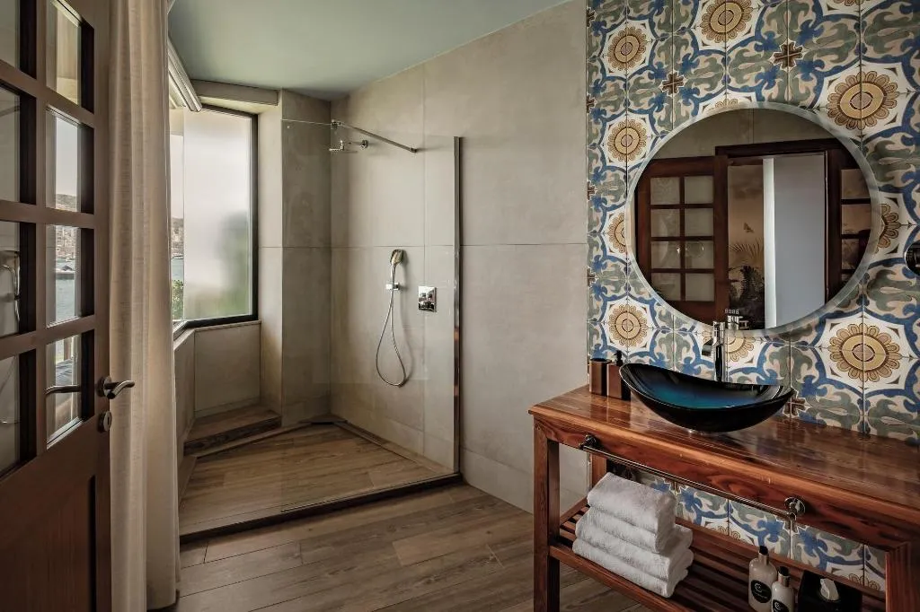 Room, Damare Resort & Spa, Malta