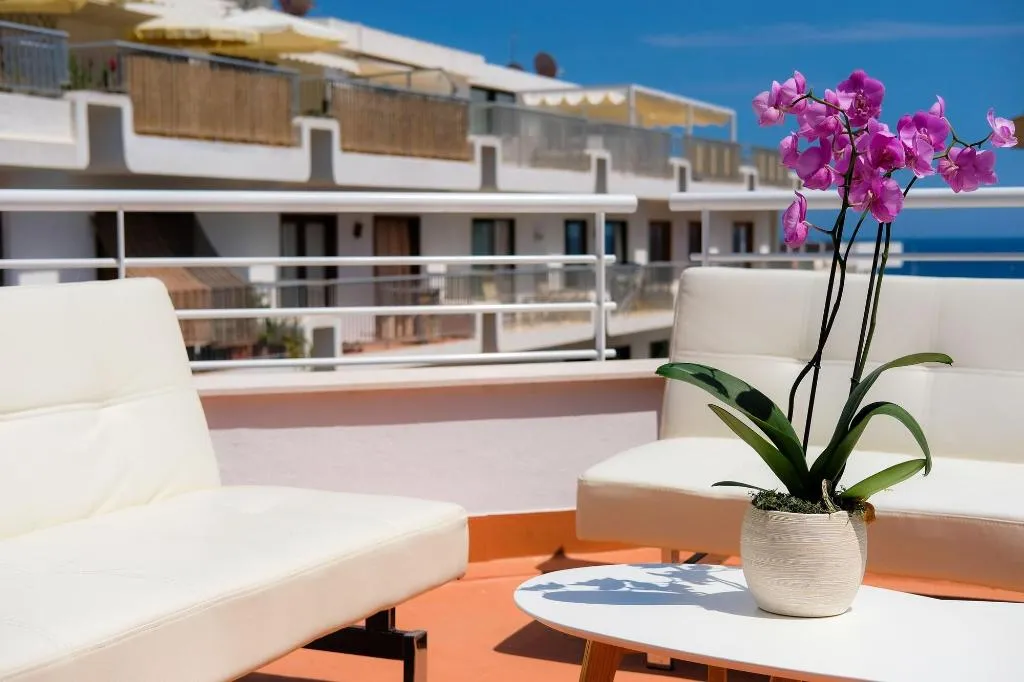 Room, S'Alamera Suites Hotel & Apartments, Ibiza