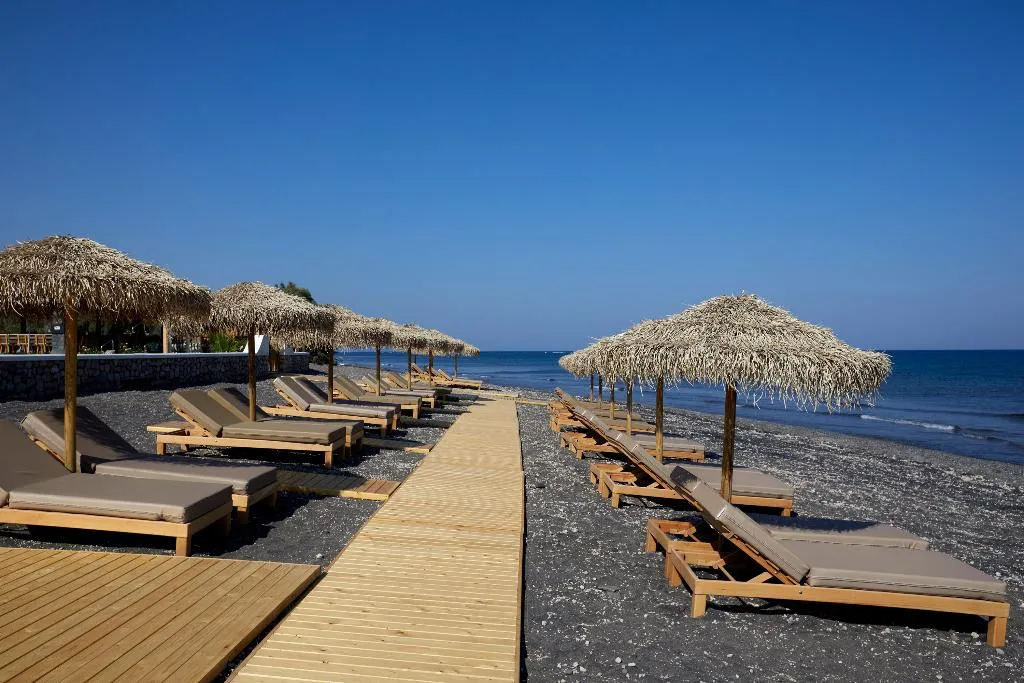 General view, Sea Breeze Santorini Beach Resort, Curio Collectio, Santorini