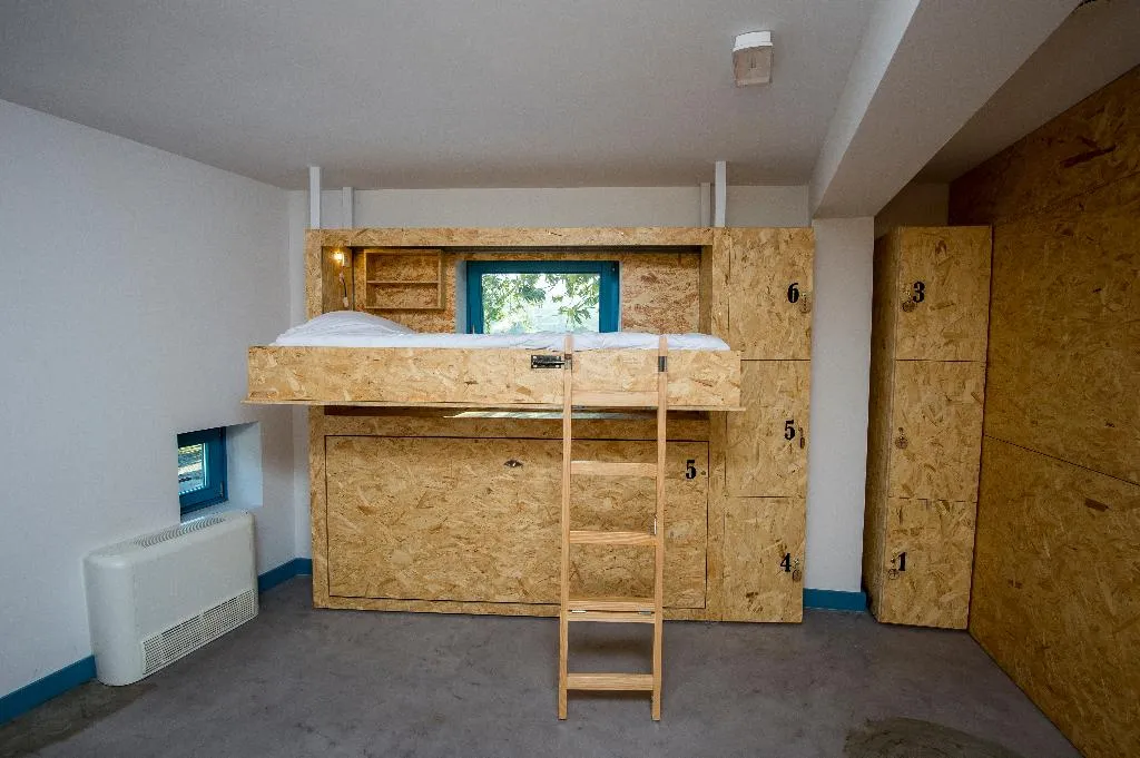 Bed in dormitory CAPACITY 6 ONE BEDROOM Room, Hostel des Arts, Porto