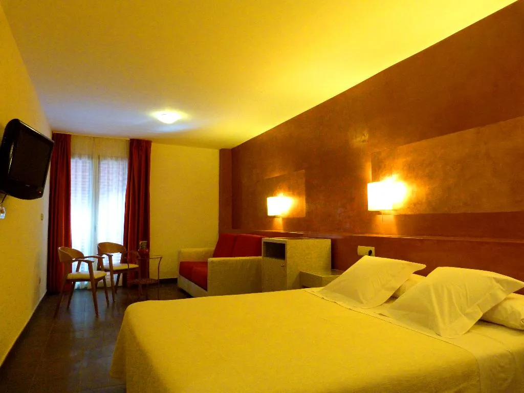JUNIOR SUITE WITH BALCONY Room, Hotel Carmen, Costa Brava