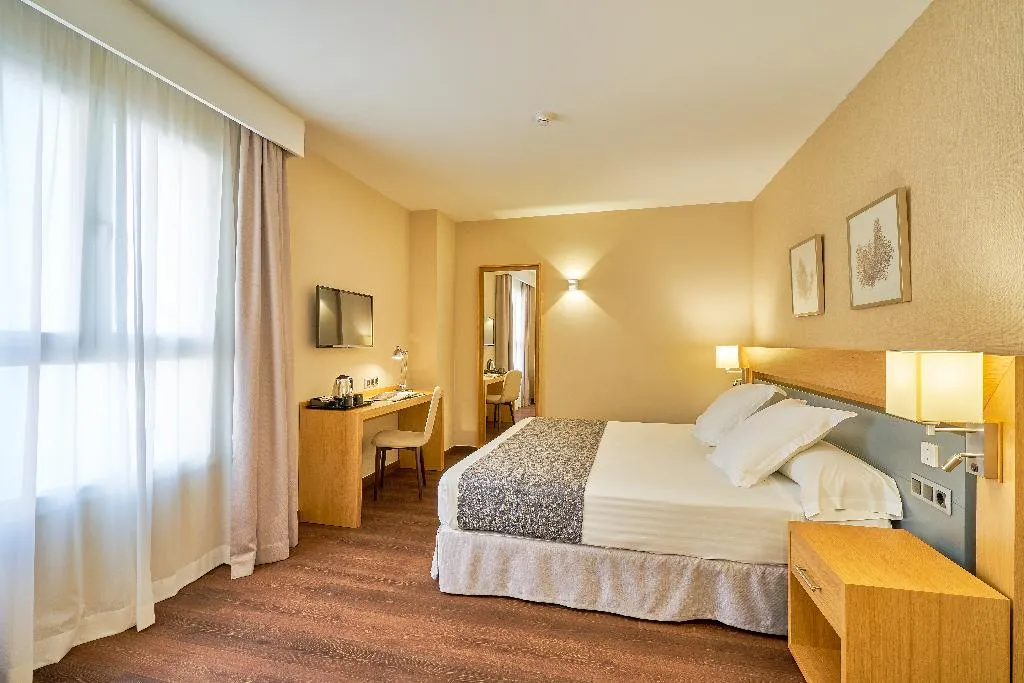 DOUBLE STANDARD Room, Guadalmedina, Costa Del Sol