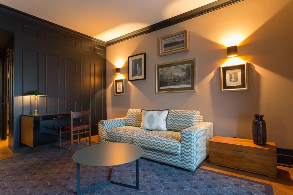 JUNIOR SUITE STANDARD Room, Valverde Lisboa, Lisbon