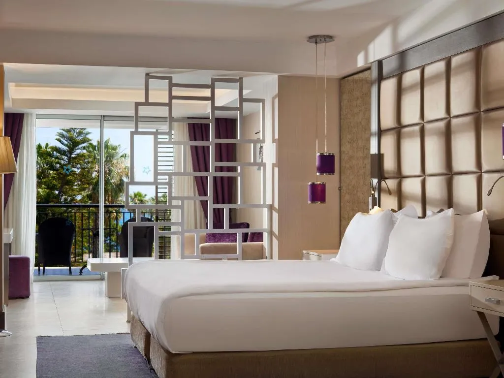 DOUBLE SINGLE USE DELUXE SEA VIEW Room, TUI Magic Life Rixos Beldibi +16, Antalya