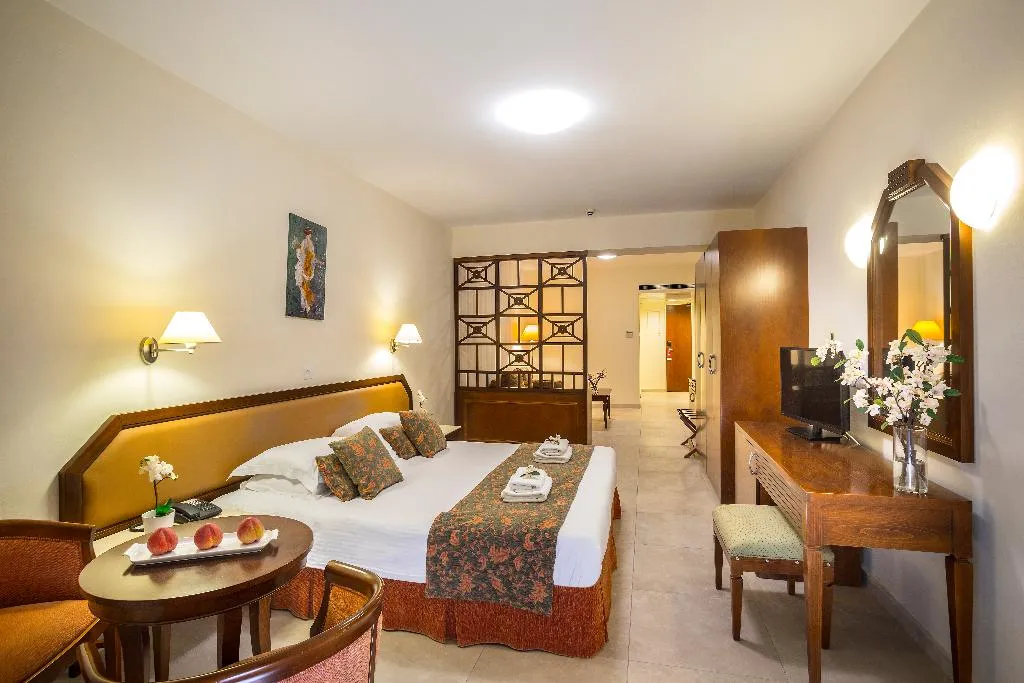 FAMILY ROOM STANDARD Room, Aquamare Beach Hotel & Spa, Cyprus