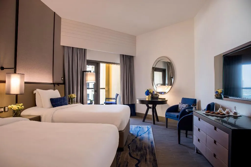 TWIN SEA VIEW Room, Amwaj Rotana-Jumeirah Beach, Dubai