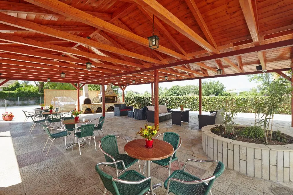 General view, Pettas Apartments, Zante