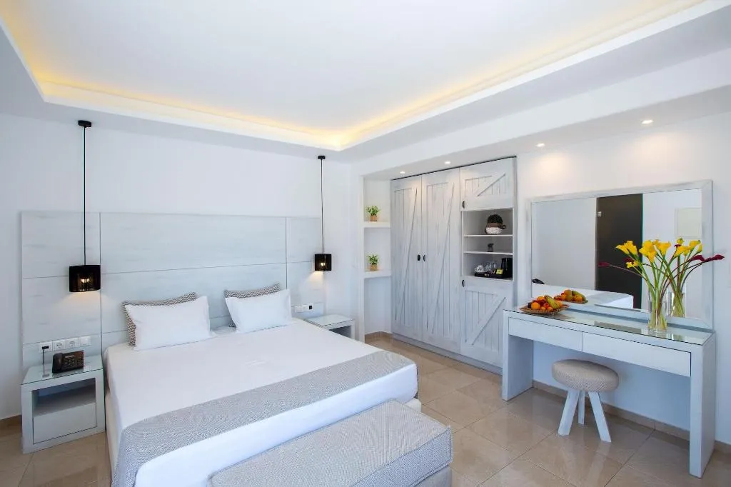Room, Tropicana Hotel, Mykonos