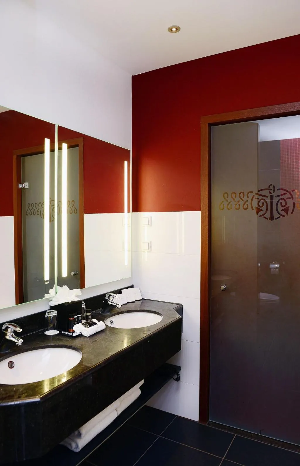 TWIN DELUXE Room, Grand Hotel Amrâth Amsterdam, Amsterdam