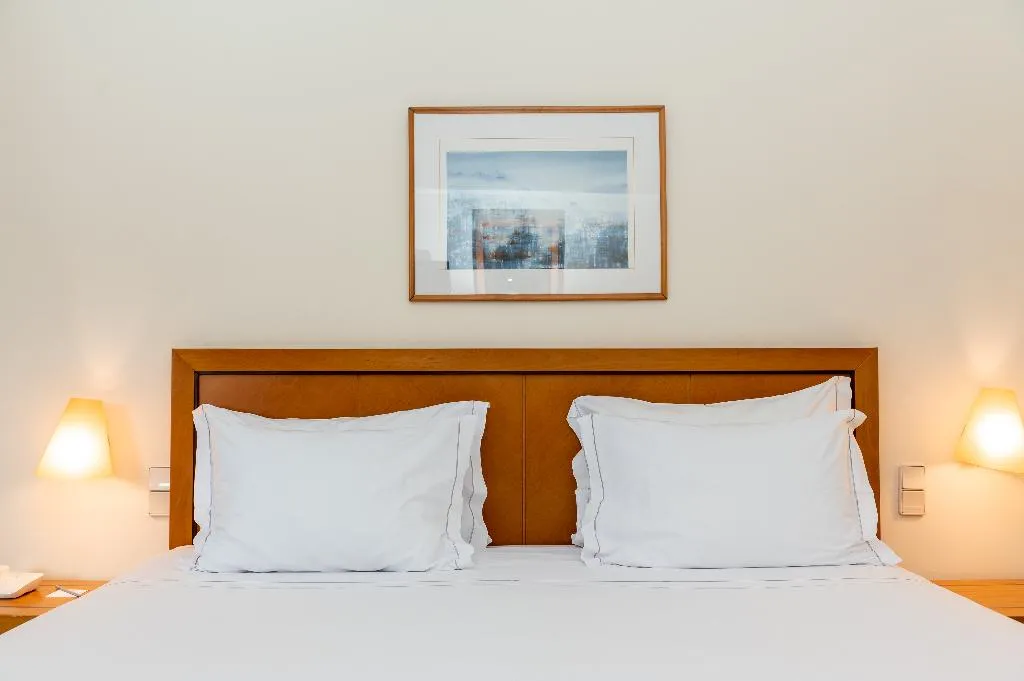 TRIPLE STANDARD Room, Roma, Lisbon