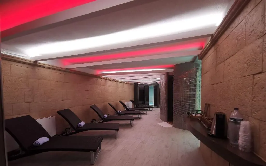 Sports and Entertainment, Arbatasar, Cagliari