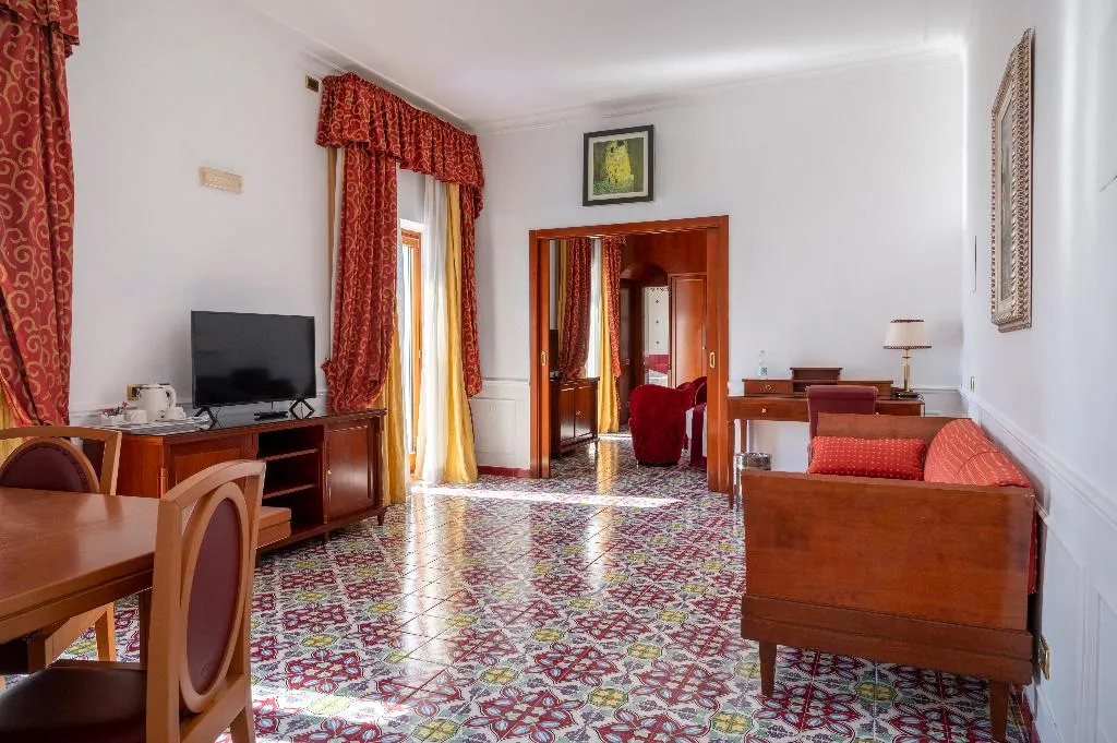 SUITE STANDARD Room, Lloyd's Baia, Naples