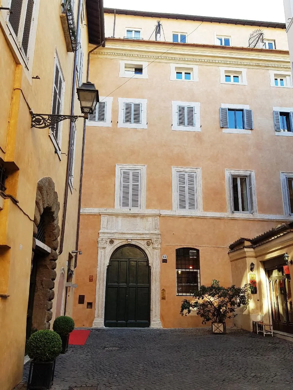 General view, Casa de' Coronari, Rome