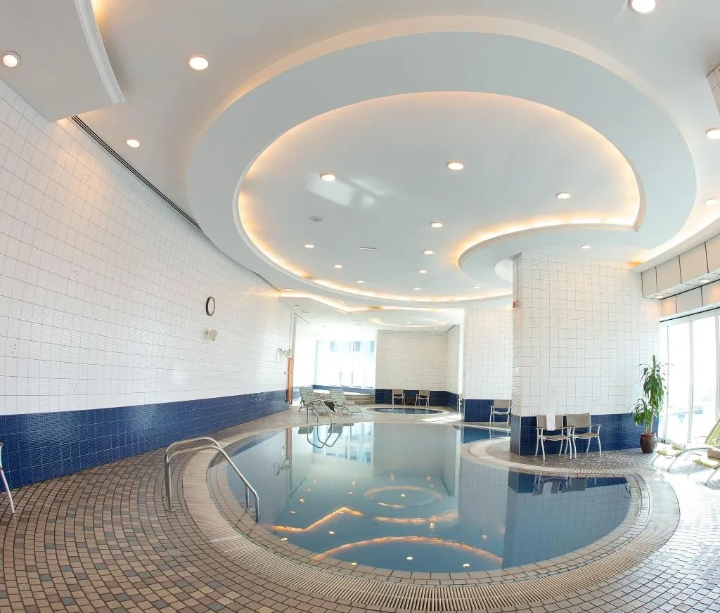 Sports and Entertainment, Tamani Marina Hotel and Hotel Apartment, Dubai