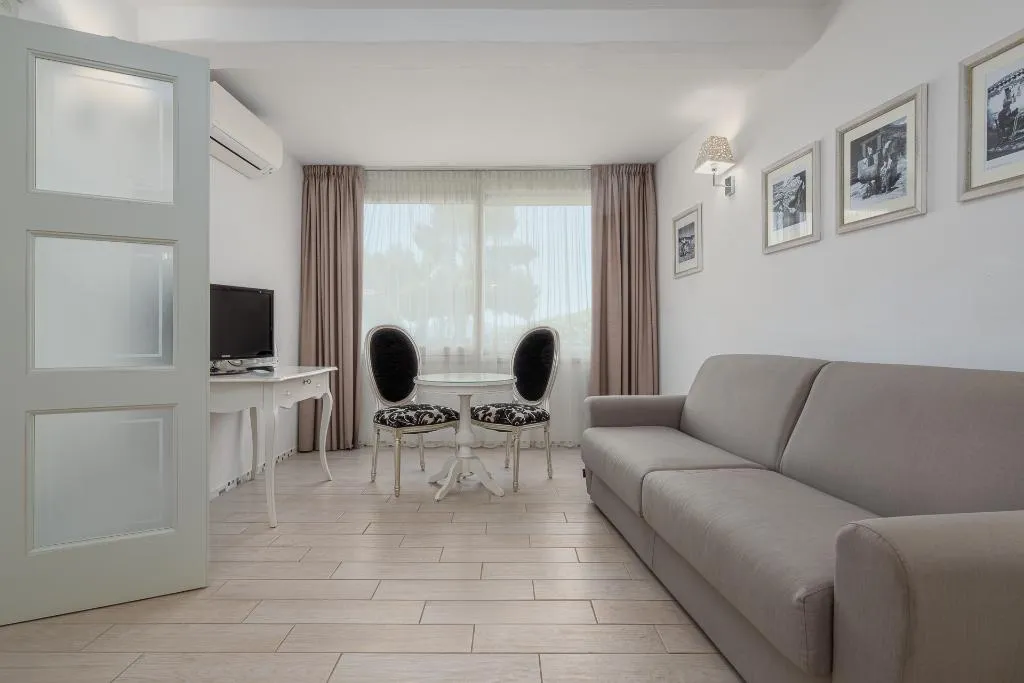 SUITE STANDARD Room, The Pelican Beach Resort & Spa - Adults Only, Olbia