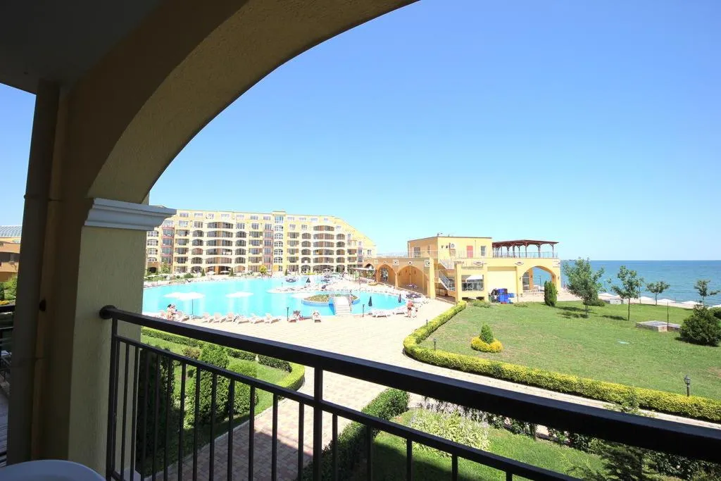 STUDIO POOL VIEW Room, Menada Grand Resort Apartments, Bourgas