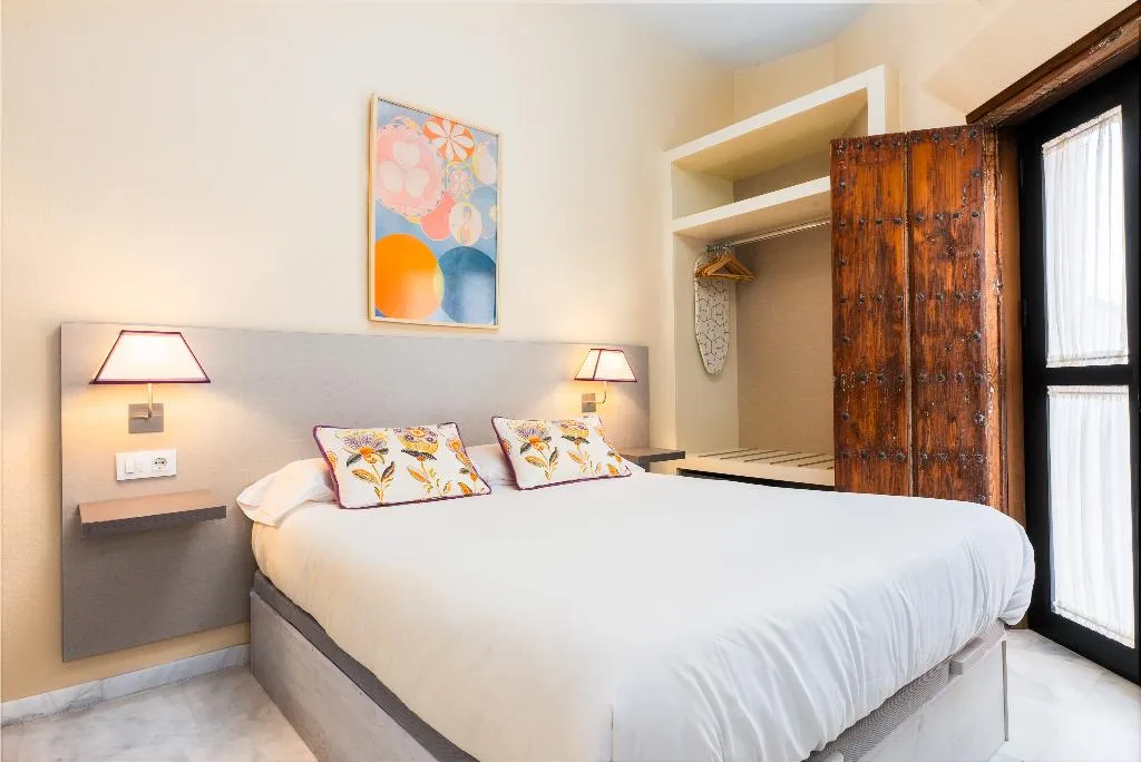 APARTMENT TWO BEDROOMS Room, Smartr Sevilla Las Dueñas, Seville