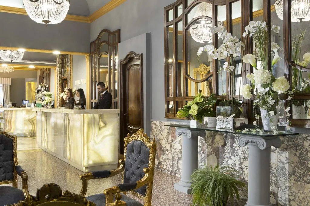 Lobby, Golden Tulip Rome Piram, Rome