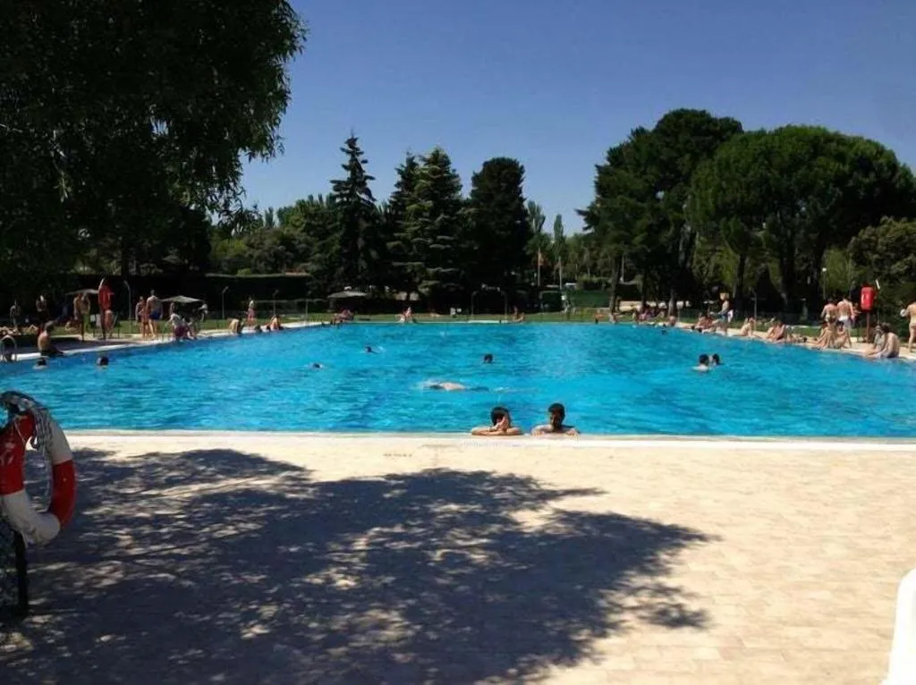 Pool, H La Cabaña, Madrid