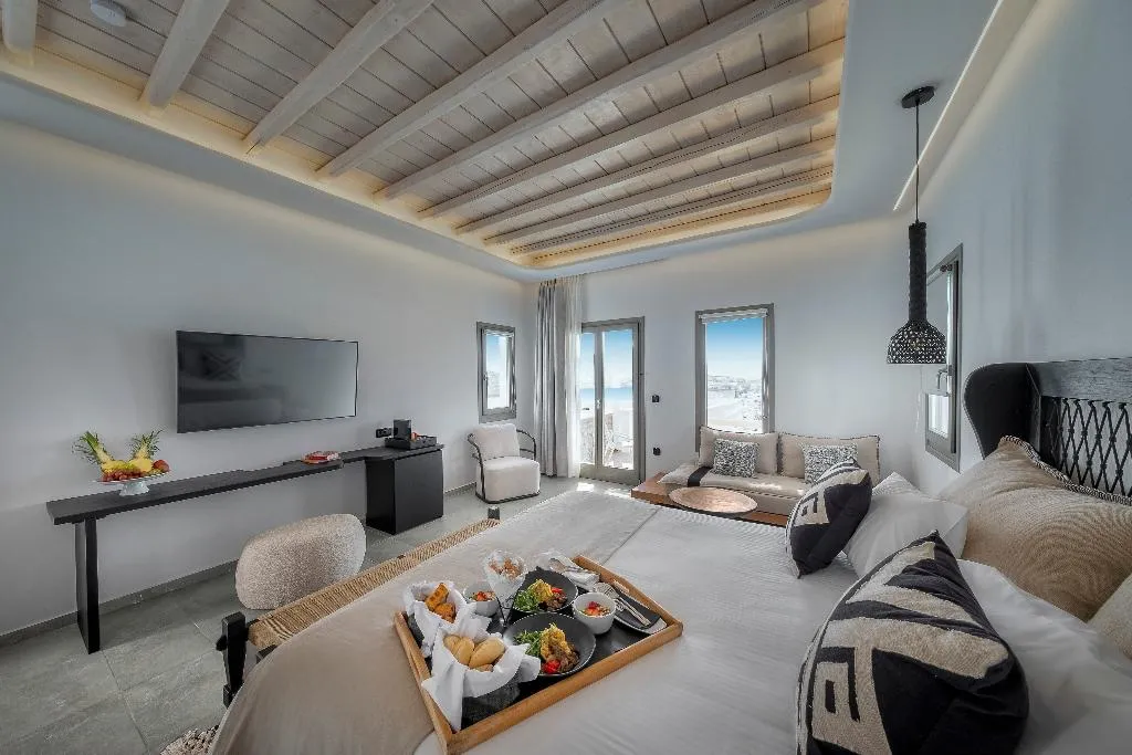 SUITE WITH PRIVATE POOL Room, Deliades, Mykonos
