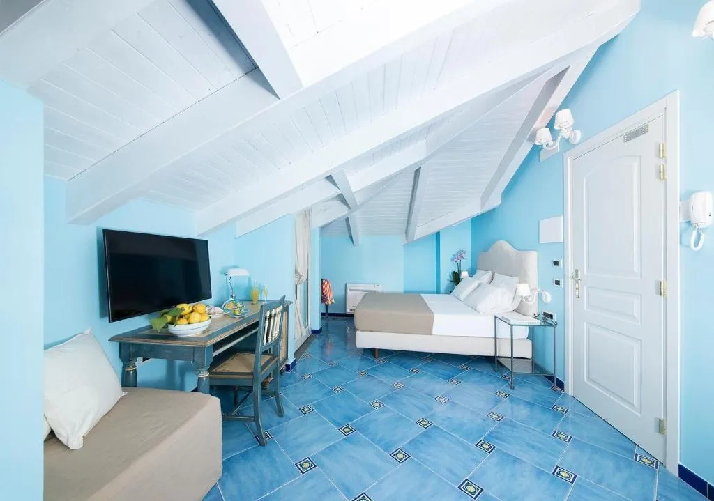 Room, B B Villa Fabiana, Naples