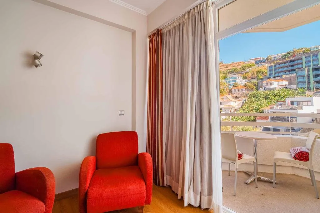 Double or Twin DELUXE Room, Muthu Raga Madeira Hotel, Madeira