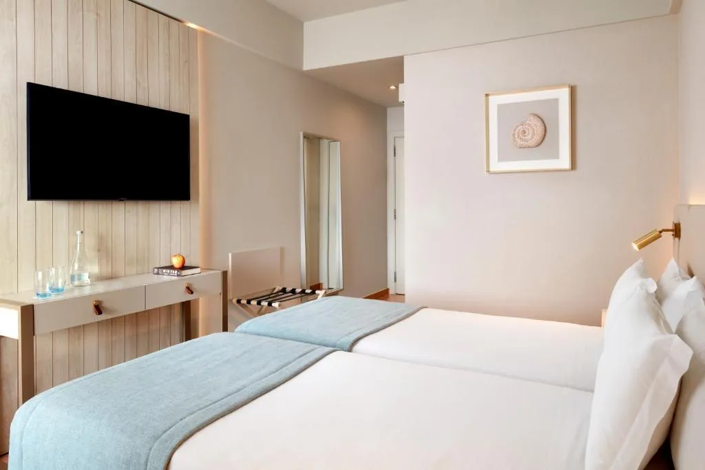 Double or Twin SEA VIEW Room, Dom Jose Beach Hotel, Algarve