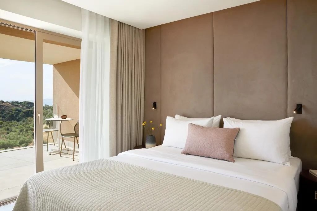 SUITE SEA VIEW CAPACITY 4 Room, Vincci EverEden, Athens