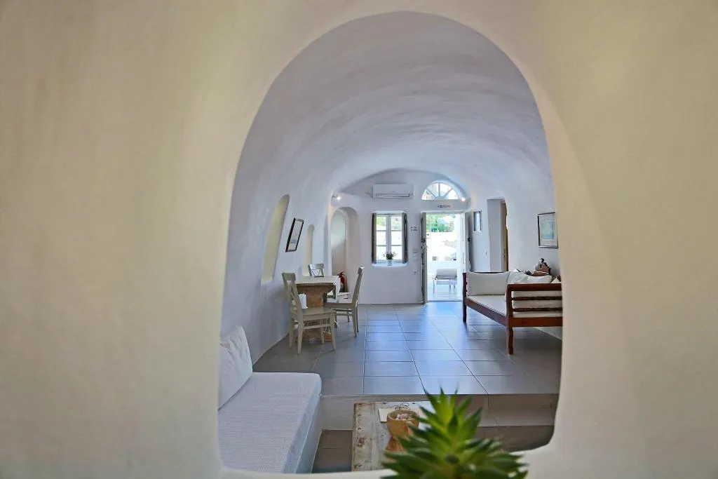 CAVE SEA VIEW Room, Oia Mare Villas, Santorini
