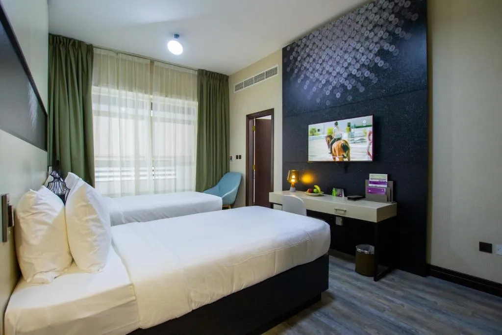 SUITE EXECUTIVE Room, TIME Express Hotel Al Khan, Dubai