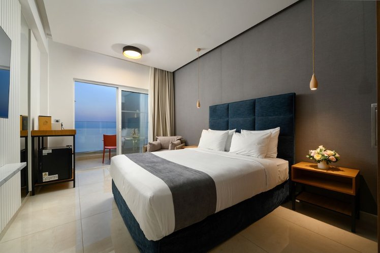 Ray Hotel, Corfu