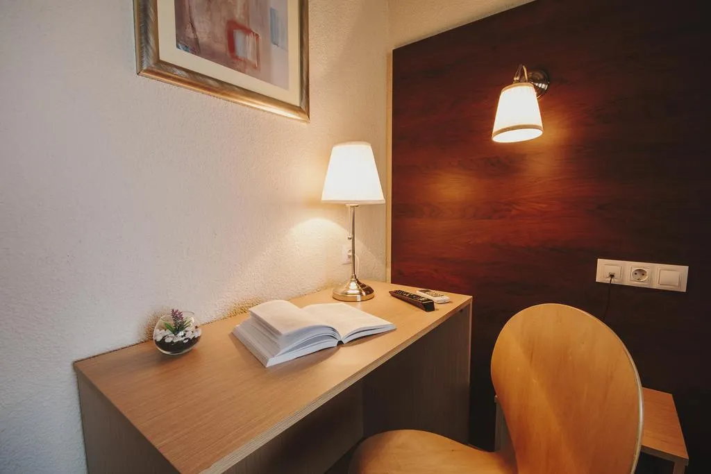 SINGLE STANDARD Room, Hotel Embajador, Costa Almeria