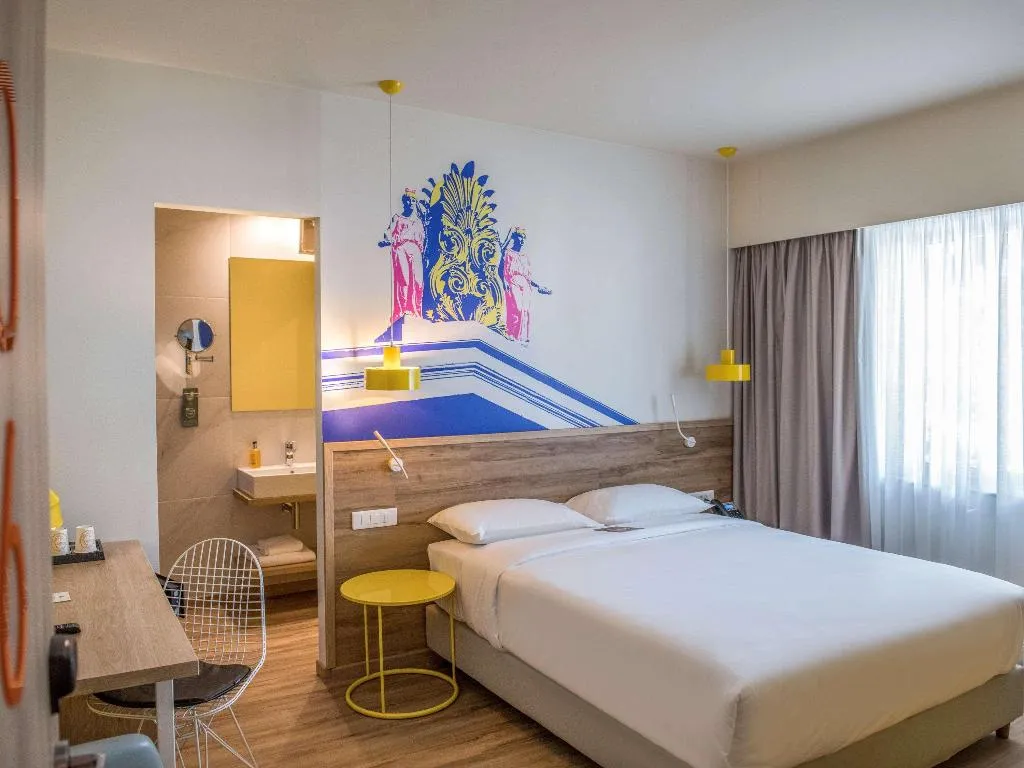Double or Twin WITH DOUBLE BED Room, Ibis Styles Athens Routes, Athens