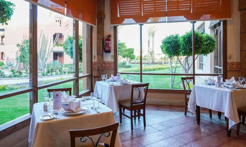 Restaurant, Charmillion Sea Life Resort, Red Sea Riviera