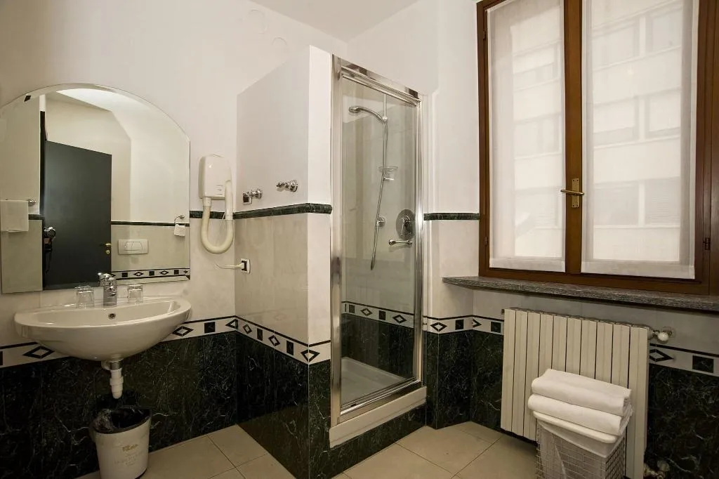 DOUBLE ECONOMY Room, Le Due Corti, Milan