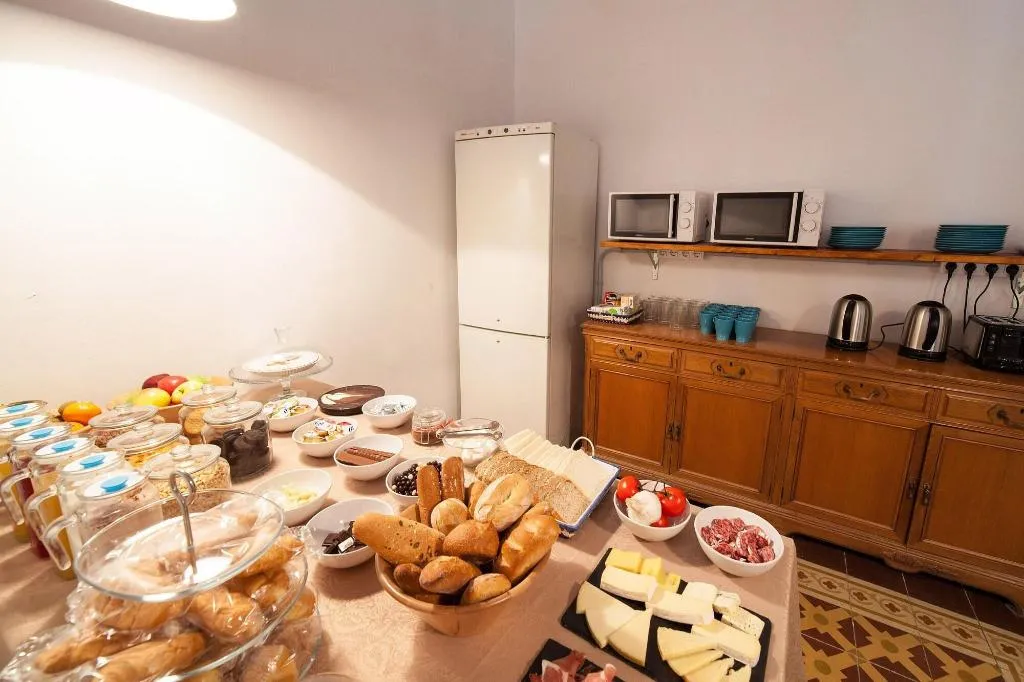 Restaurant, Hostel Bed In Girona, Costa Brava