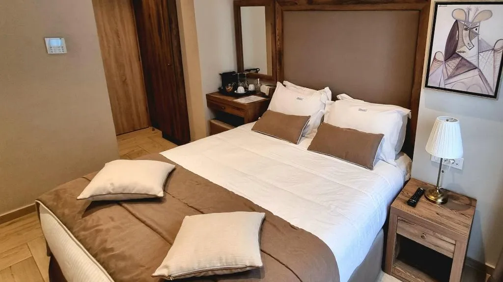 Room, Minaret Suites & Apartments, Crete
