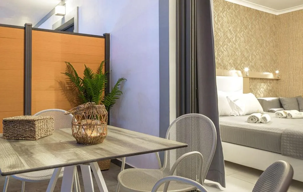 Room, White Canvas Boutique Studios, Zante