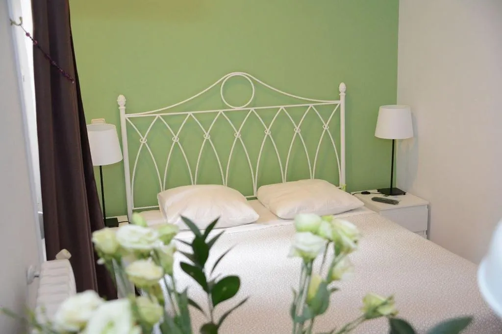 Room, Residencia Álvaro, Madrid