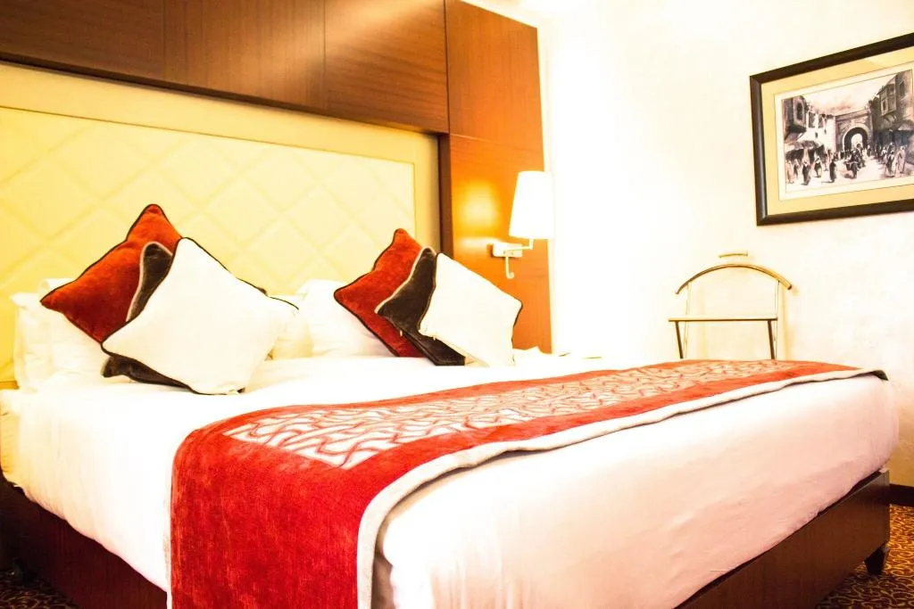 Room, Rabat, Rabat