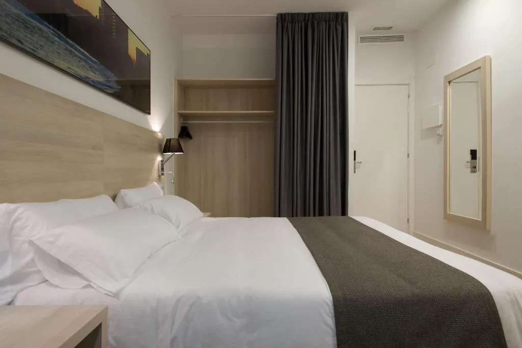 Room, The 8 Boutique B B, Barcelona