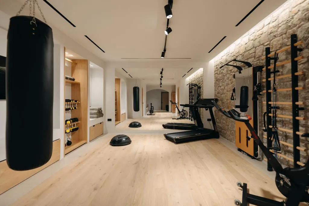 Sports and Entertainment, Bard De Sol, Mykonos