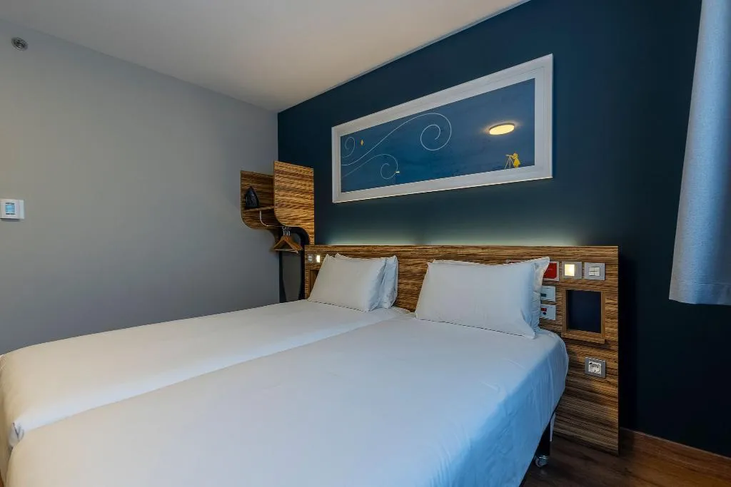 Double or Twin Accessible Room, Travelodge Barcelona Poblenou, Barcelona