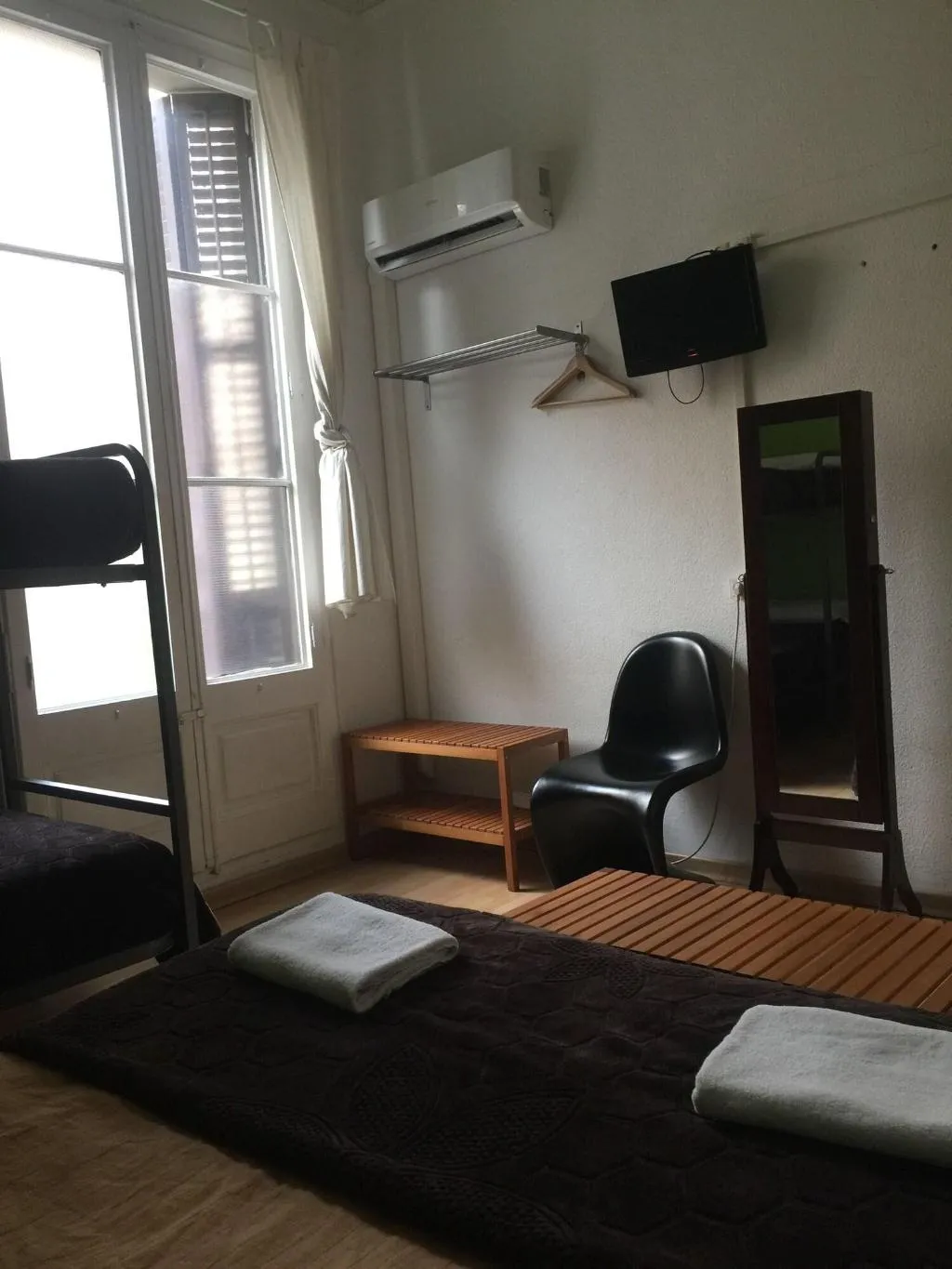 Room, Break BCN - Hostal & Coffeebar, Barcelona