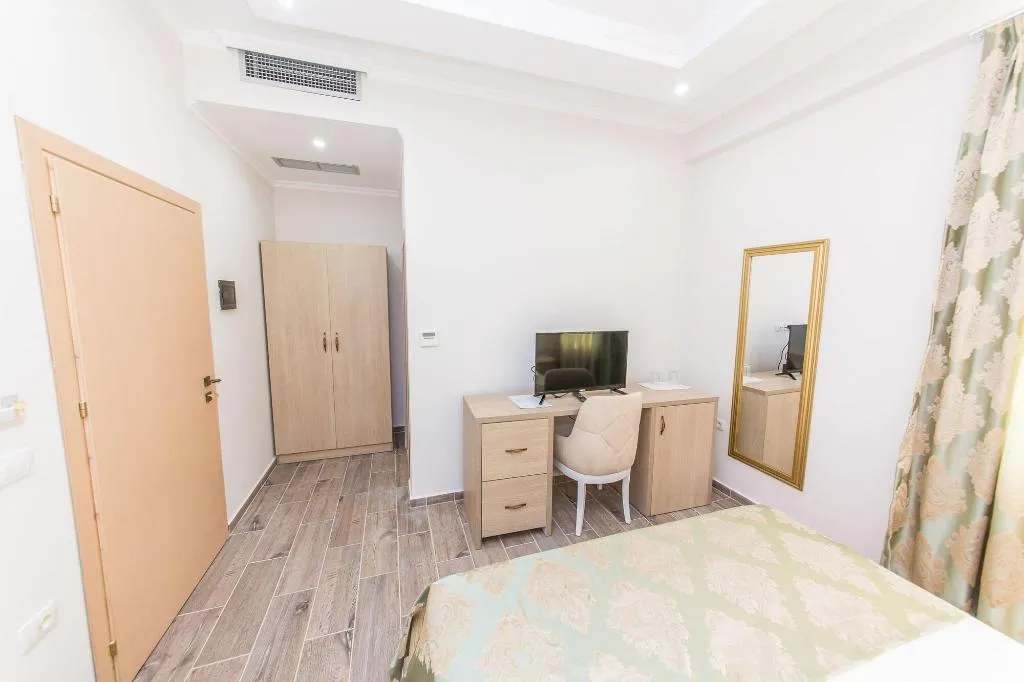 DOUBLE STANDARD Room, Hotel Belagrita, Central Albania