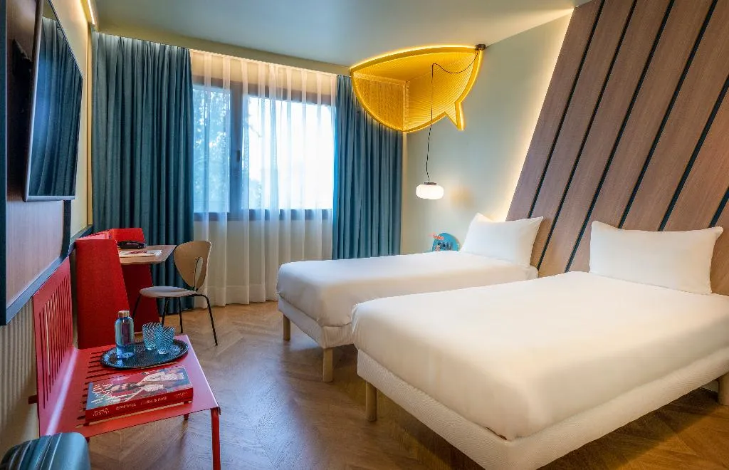 TWIN STANDARD Room, Ibis styles Madrid City Las Ventas, Madrid